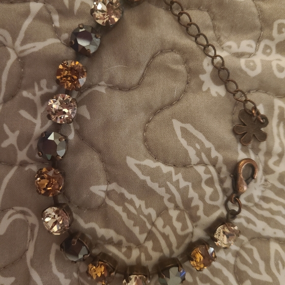 Rhinestone Bracelet & Wooden Earrings - Picture 4 of 7